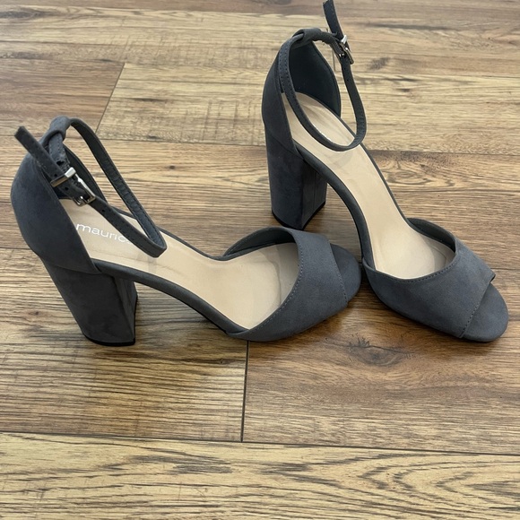 Maurices Women's Gray Block Heel Sandals - Picture 2 of 6